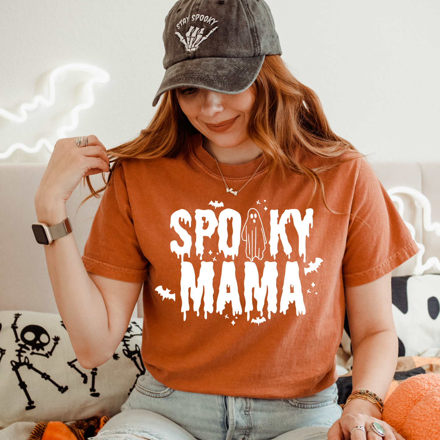 SCREENPRINT Spooky Mama White